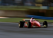 开云体育直播-欧冠淘汰赛之夜，莱奥一锤定音，圣西罗见证英雄诞生