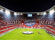 开云APP-封锁与突围，墨西哥铁桶阵难阻希腊神话，本泽马一剑封喉定乾坤