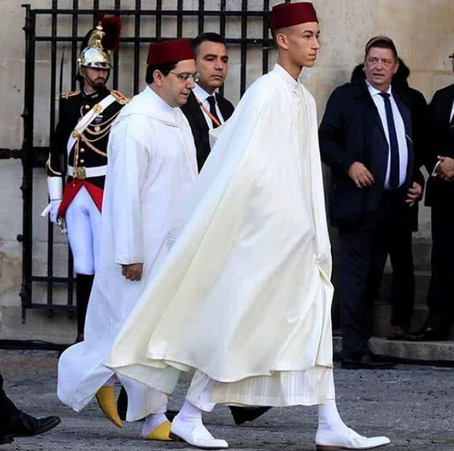 英格兰逆转智利，乔瓦尼·雷纳制霸全场的简单介绍