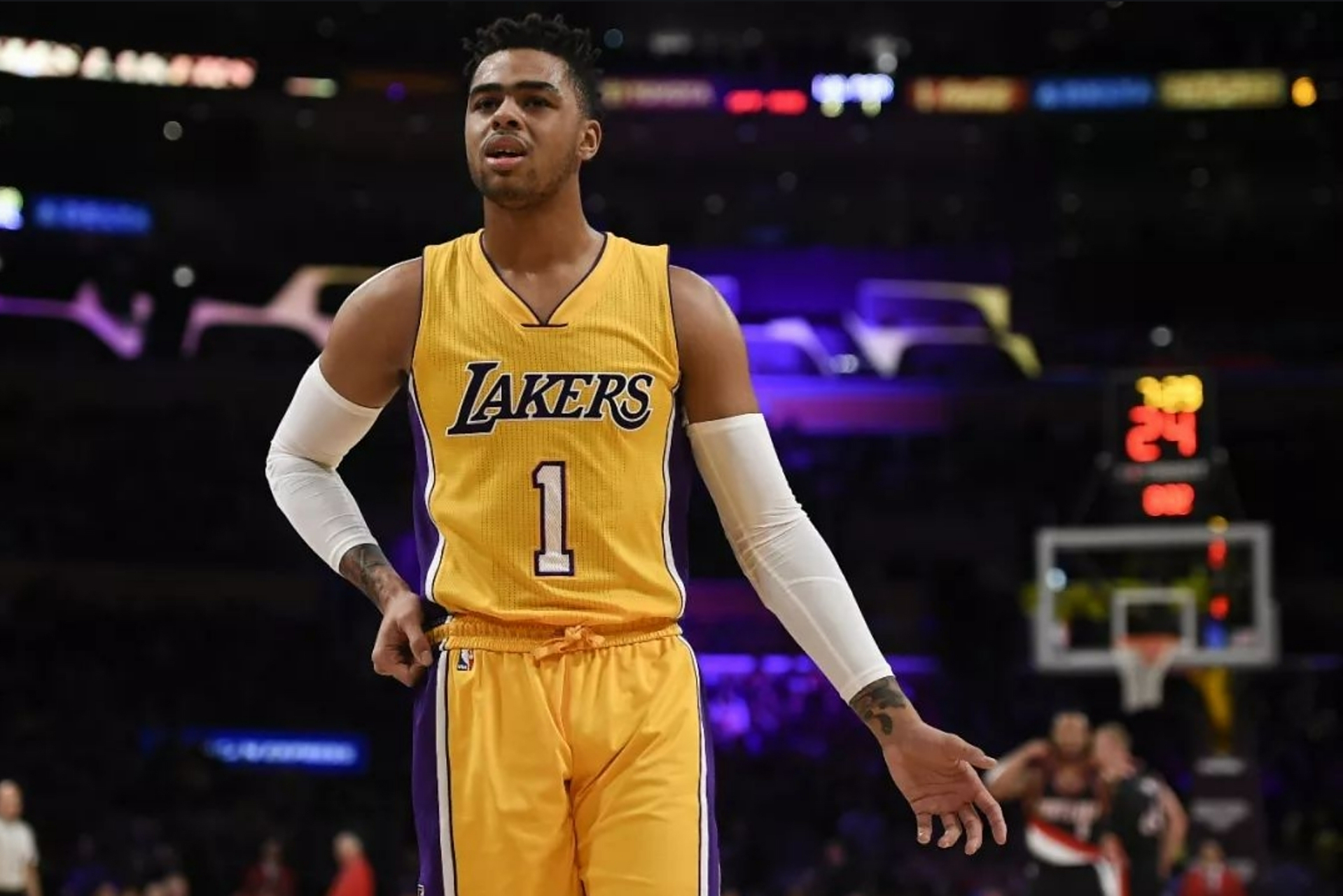 加拿大男篮血洗湖人B队,拉塞尔惊艳世界 加拿大男篮血洗湖人B队,拉塞尔惊艳世界