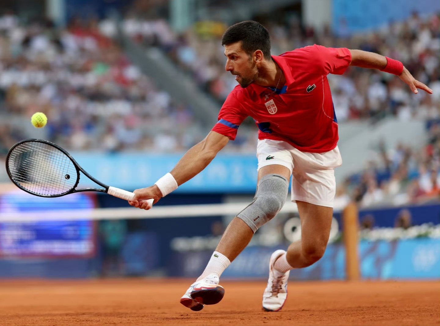 英国网球队血洗世界网球队,纳达尔关键制胜的简单介绍 英国网球队血洗世界网球队,纳达尔关键制胜的简单介绍