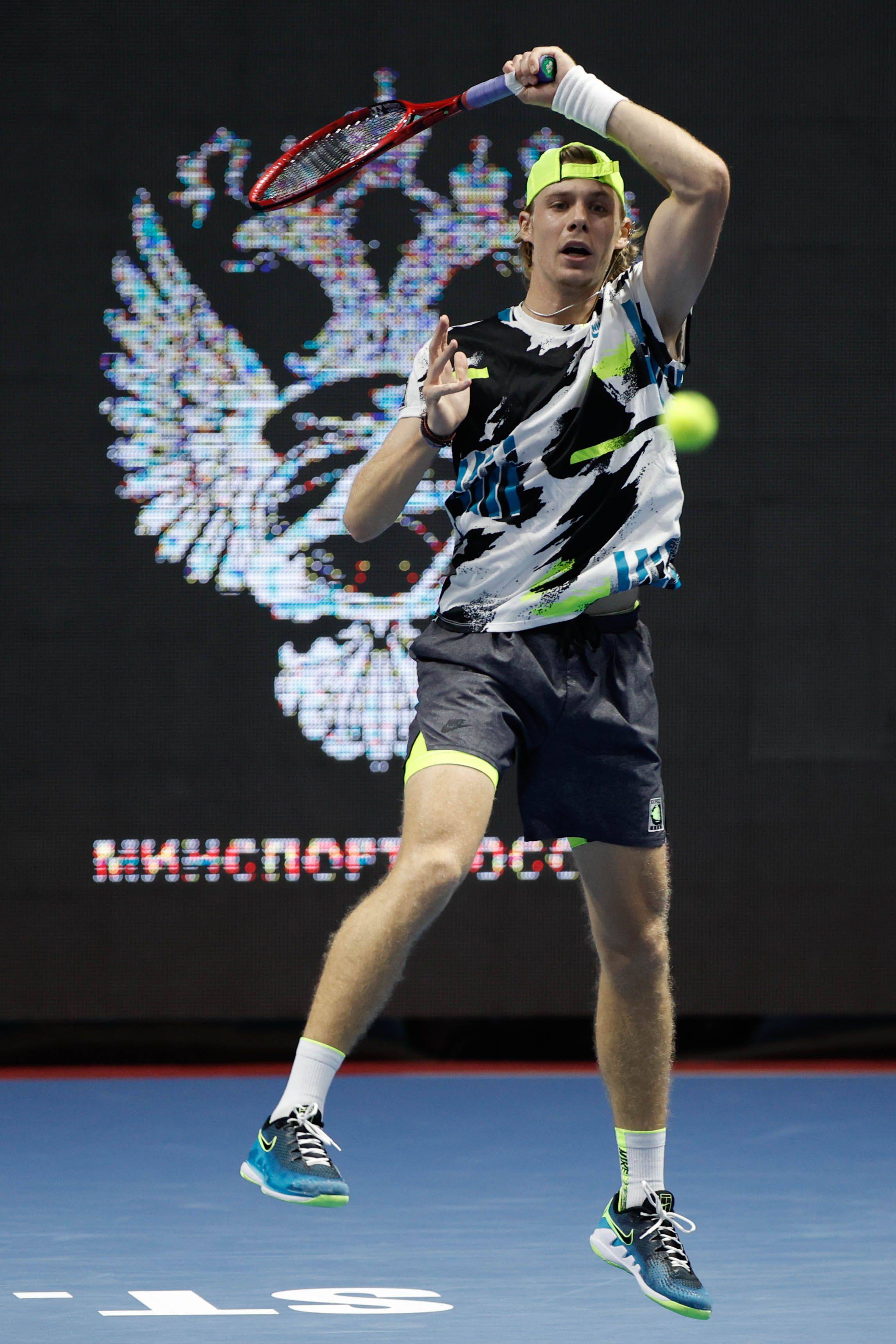 美国网球队力克英国网球队,瓦林卡三分雨点燃全场的简单介绍 美国网球队力克英国网球队,瓦林卡三分雨点燃全场的简单介绍