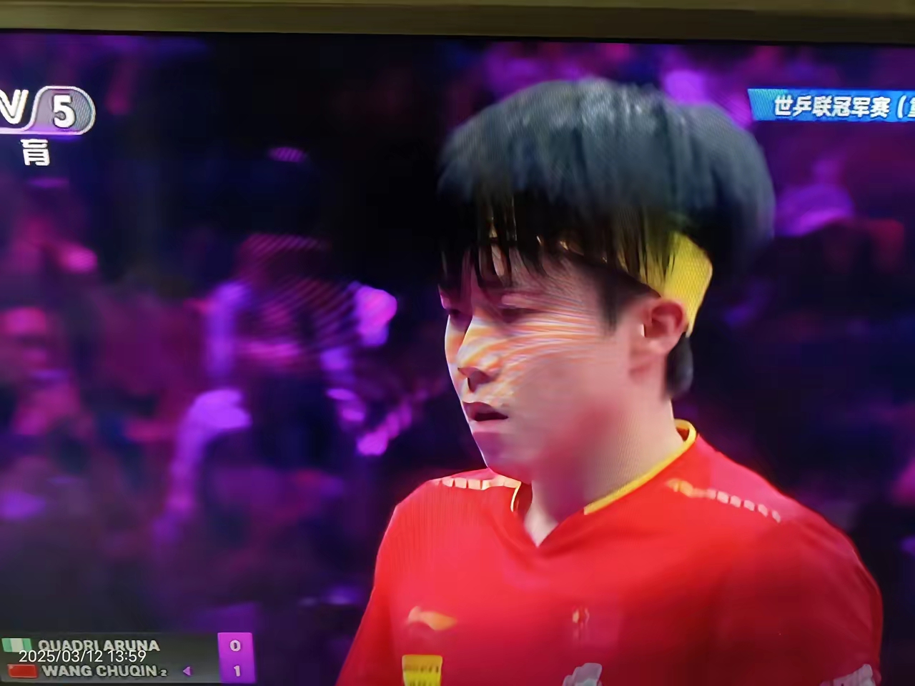 情绪激动!球迷尖叫声震耳欲聋的简单介绍 情绪激动!球迷尖叫声震耳欲聋的简单介绍