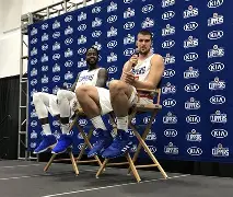 祖巴维连战三场,马尔代比平度法尔奥 祖巴维连战三场,马尔代比平度法尔奥