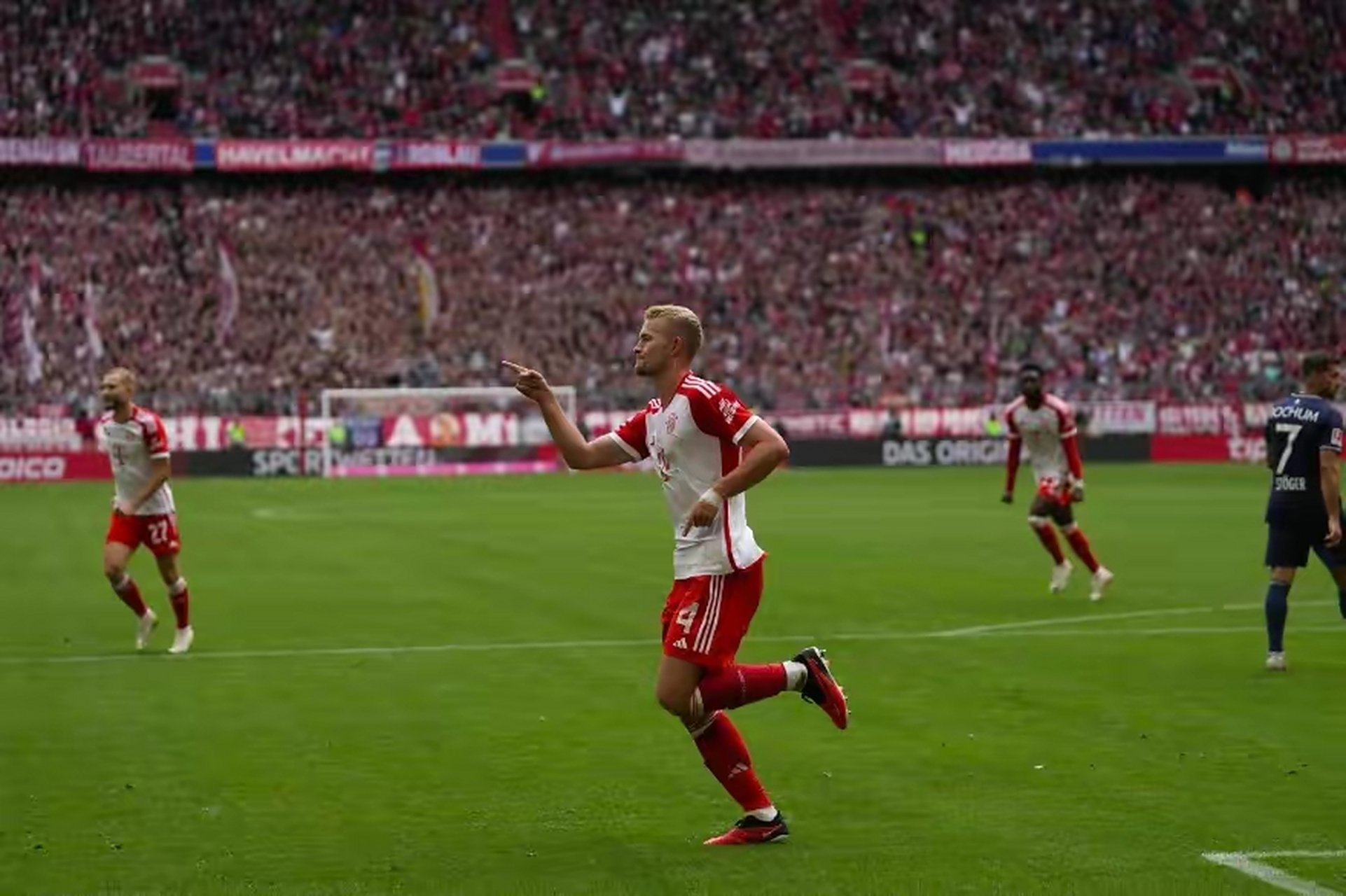 关于拜仁慕尼黑在比赛中表现出色的信息 关于拜仁慕尼黑在比赛中表现出色的信息