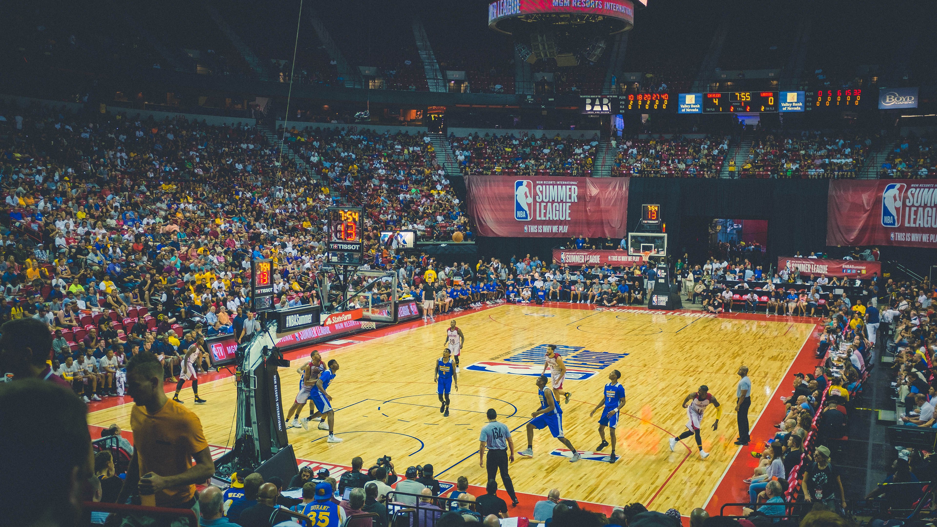 东决关键战之夜，马克西全程高能输出，费城新星的崛起与救赎