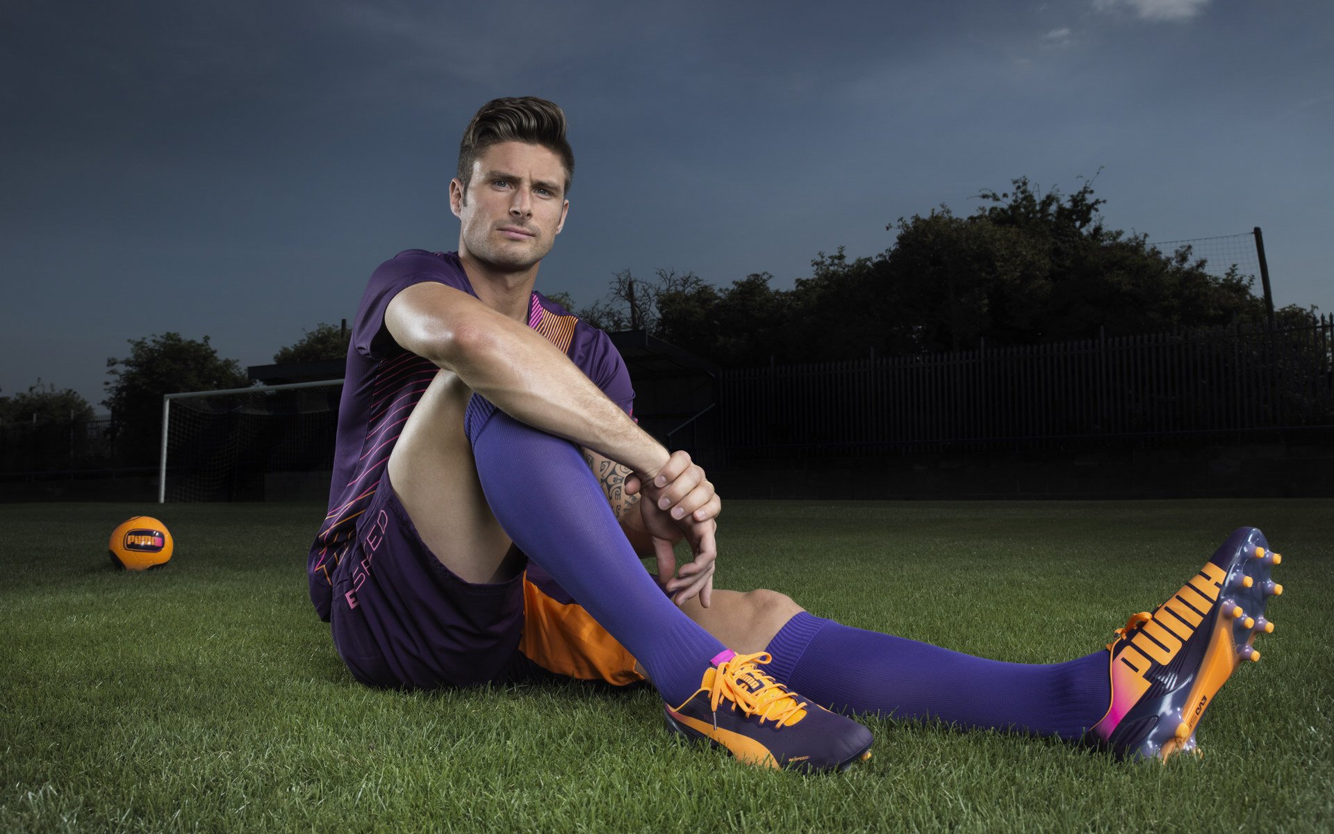 北欧风暴席卷文艺复兴之都，哈兰德一波带走佛罗伦萨，书写现代足球新叙事