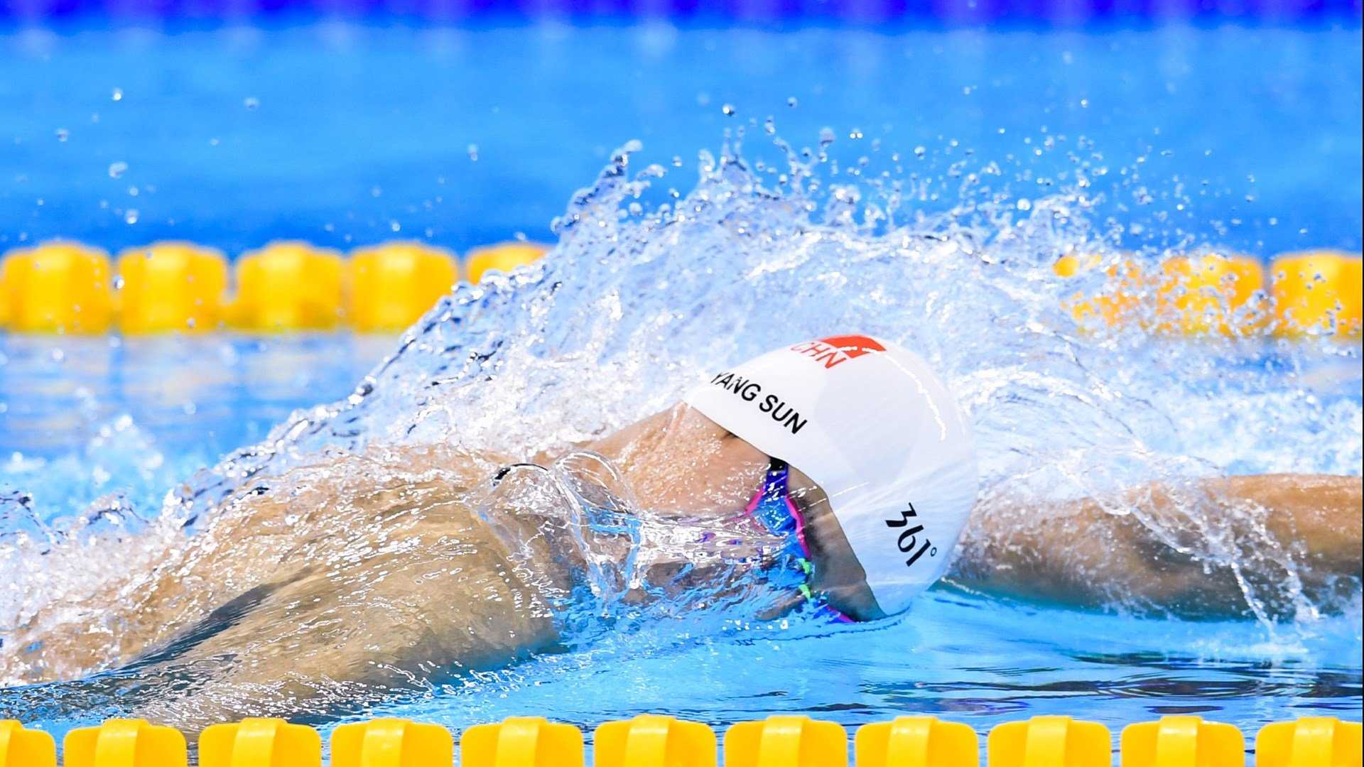 年度焦点之战,阿尔及利亚连续得分压制丹麦,战术纪律铸就经典胜利